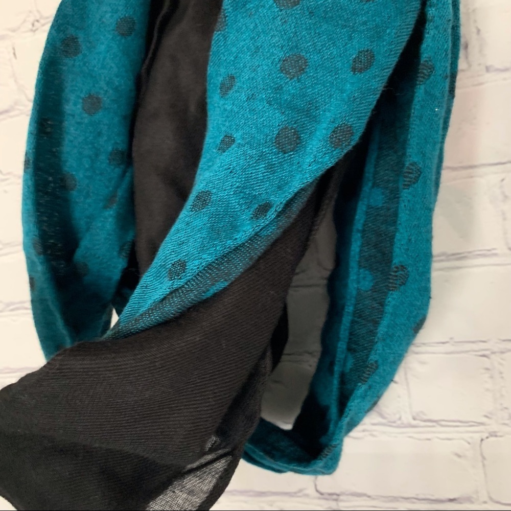 Infinity Scraf - Picture 5 of 8